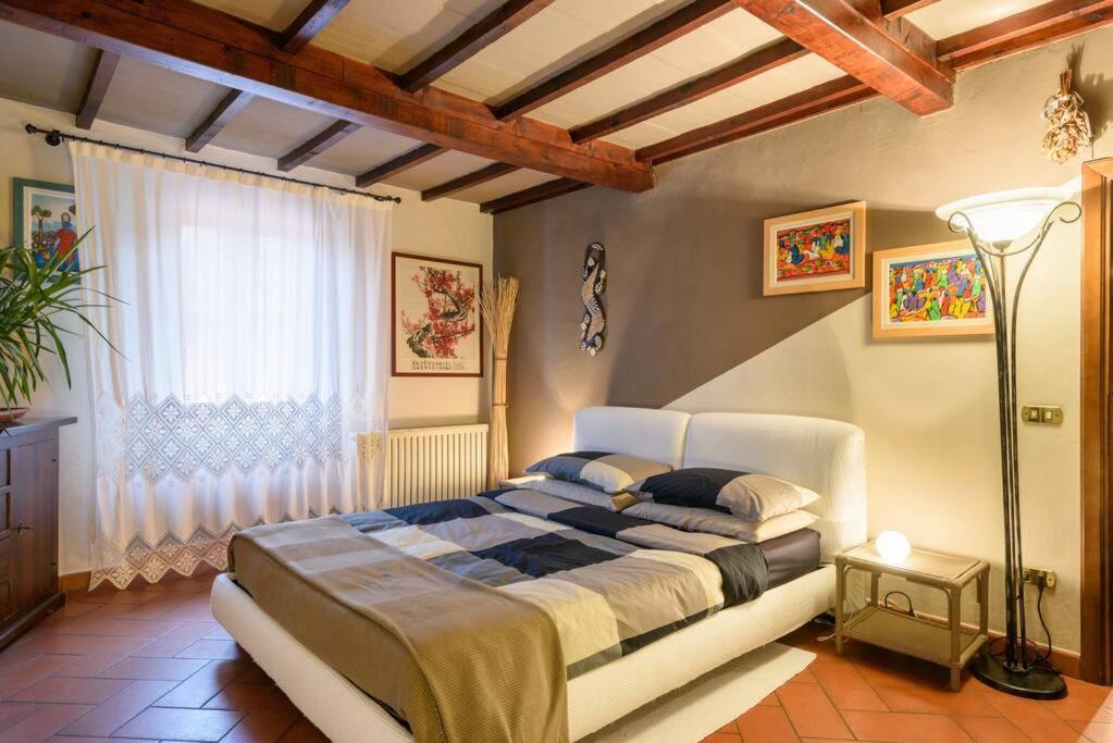 Villa "Corte De' Baldi" Ortignano Raggiolo Exterior photo